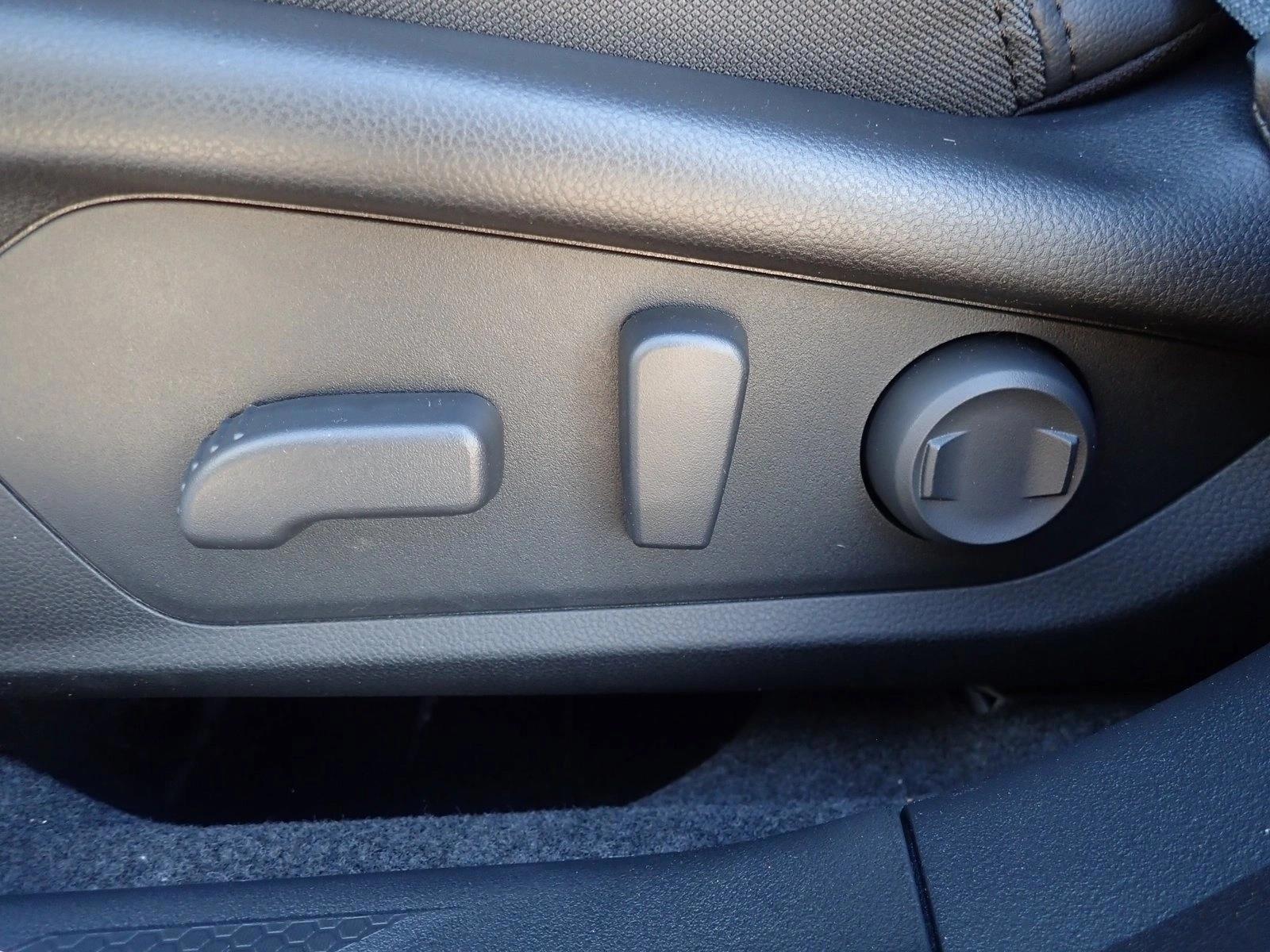 Thumbnail: 2026 Subaru Outback - 4