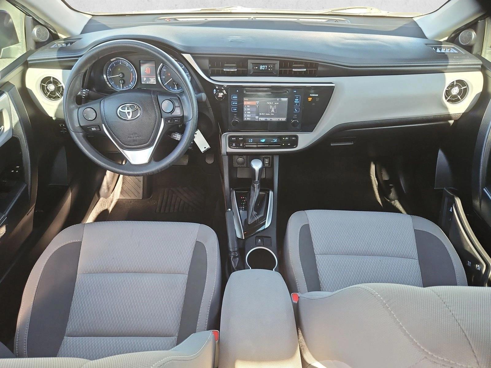 Thumbnail: 2017 Toyota Corolla - 3