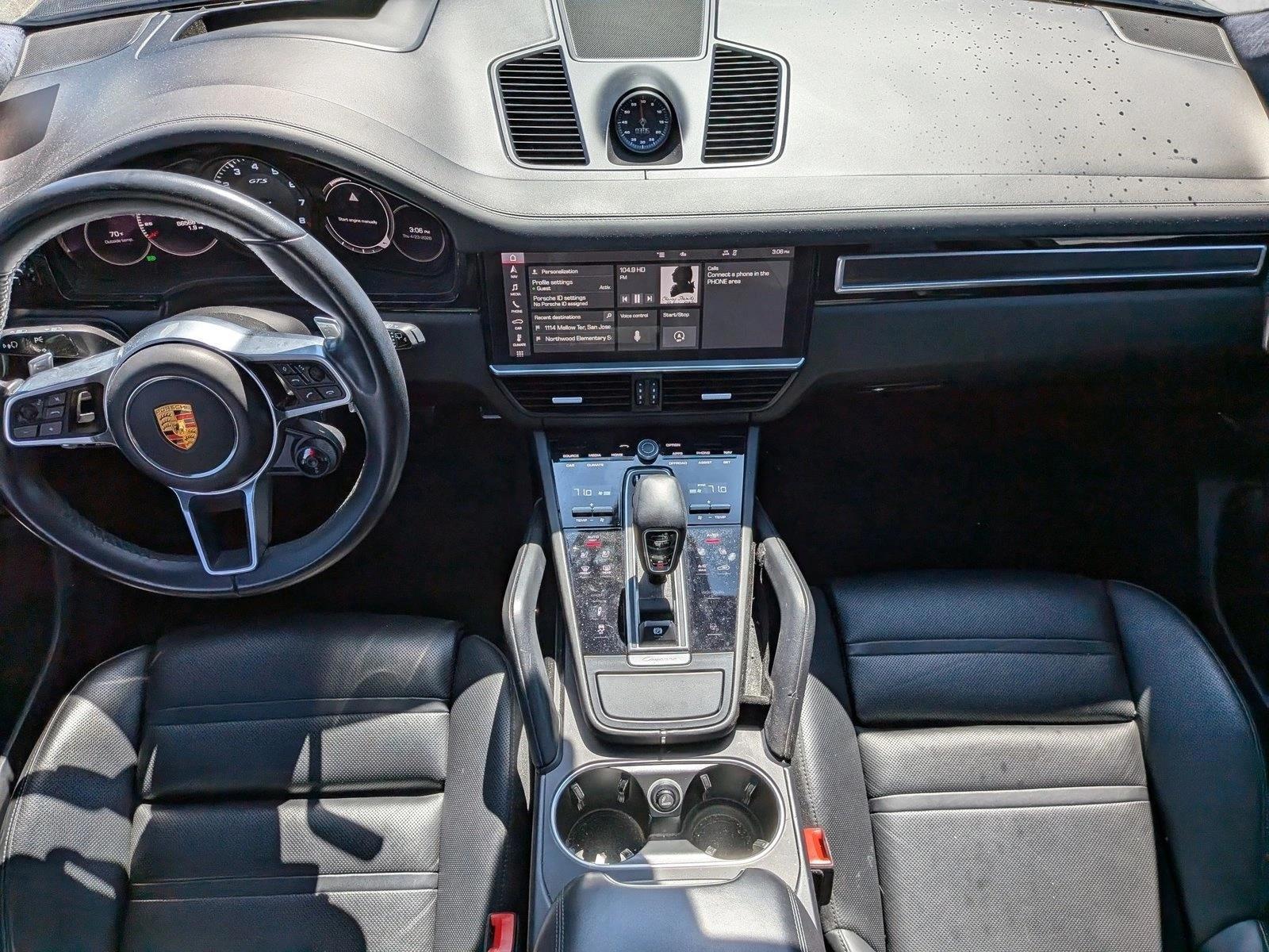 Thumbnail: 2021 Porsche Cayenne - 3