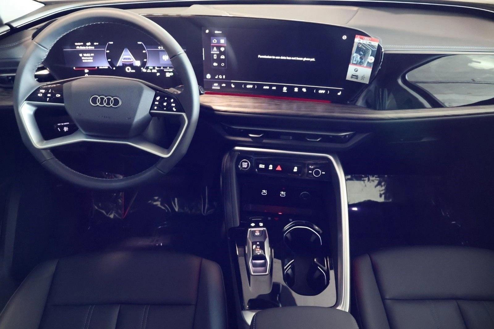 Thumbnail: 2025 Audi Q5 - 3