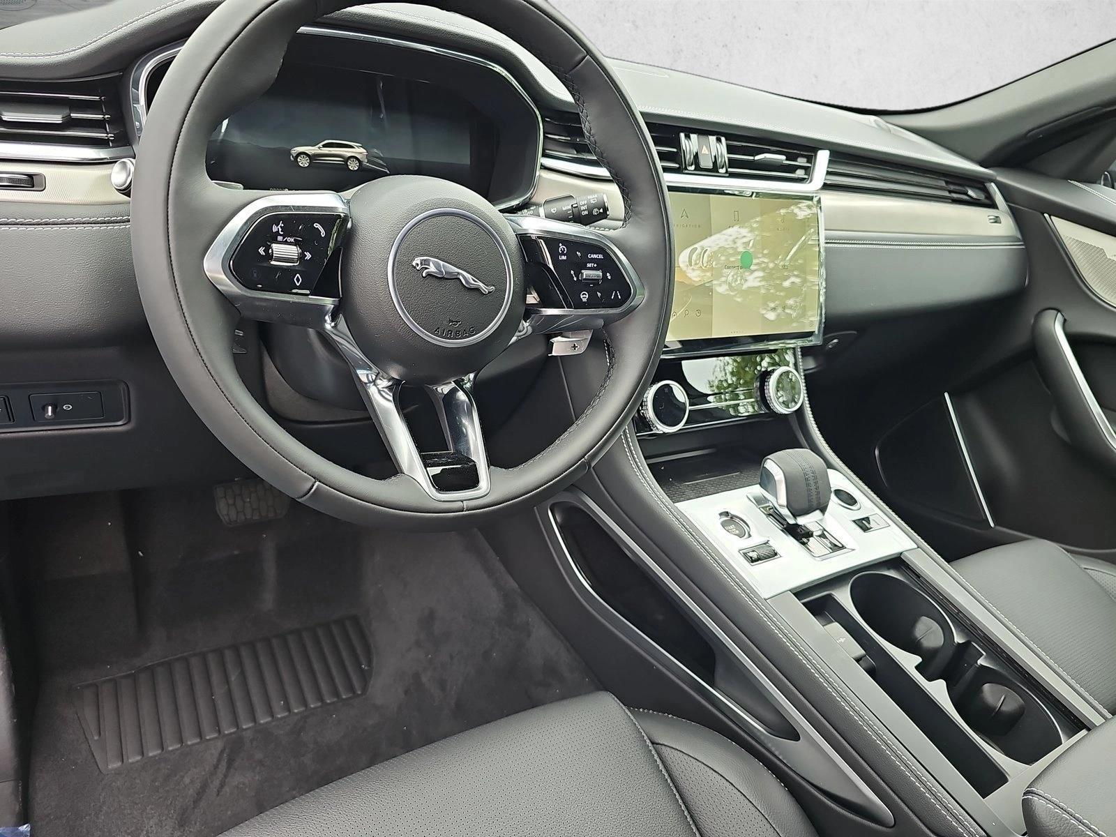 Thumbnail: 2026 Jaguar F-Pace - 4