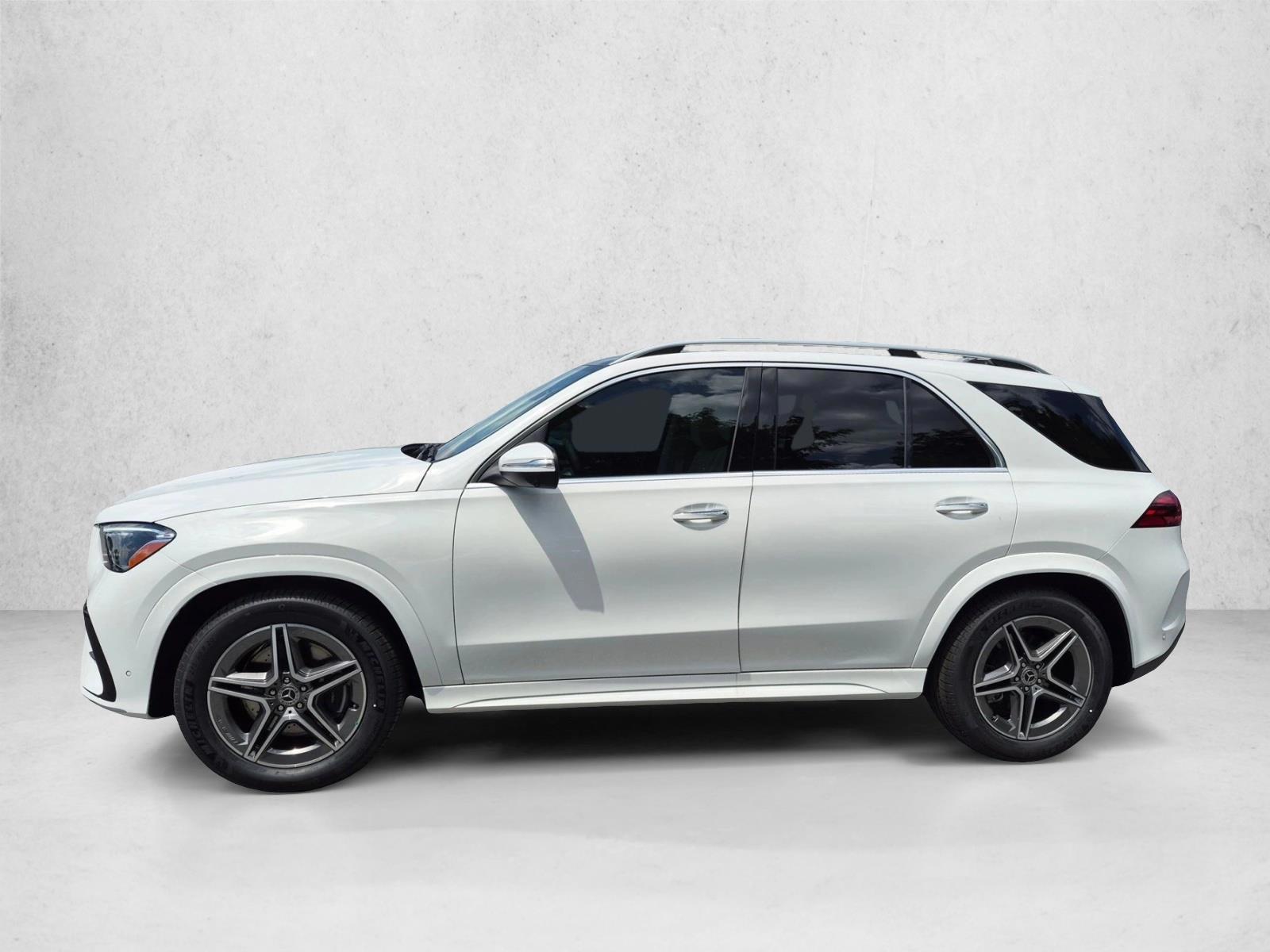 Thumbnail: 2026 Mercedes-Benz GLE - 2