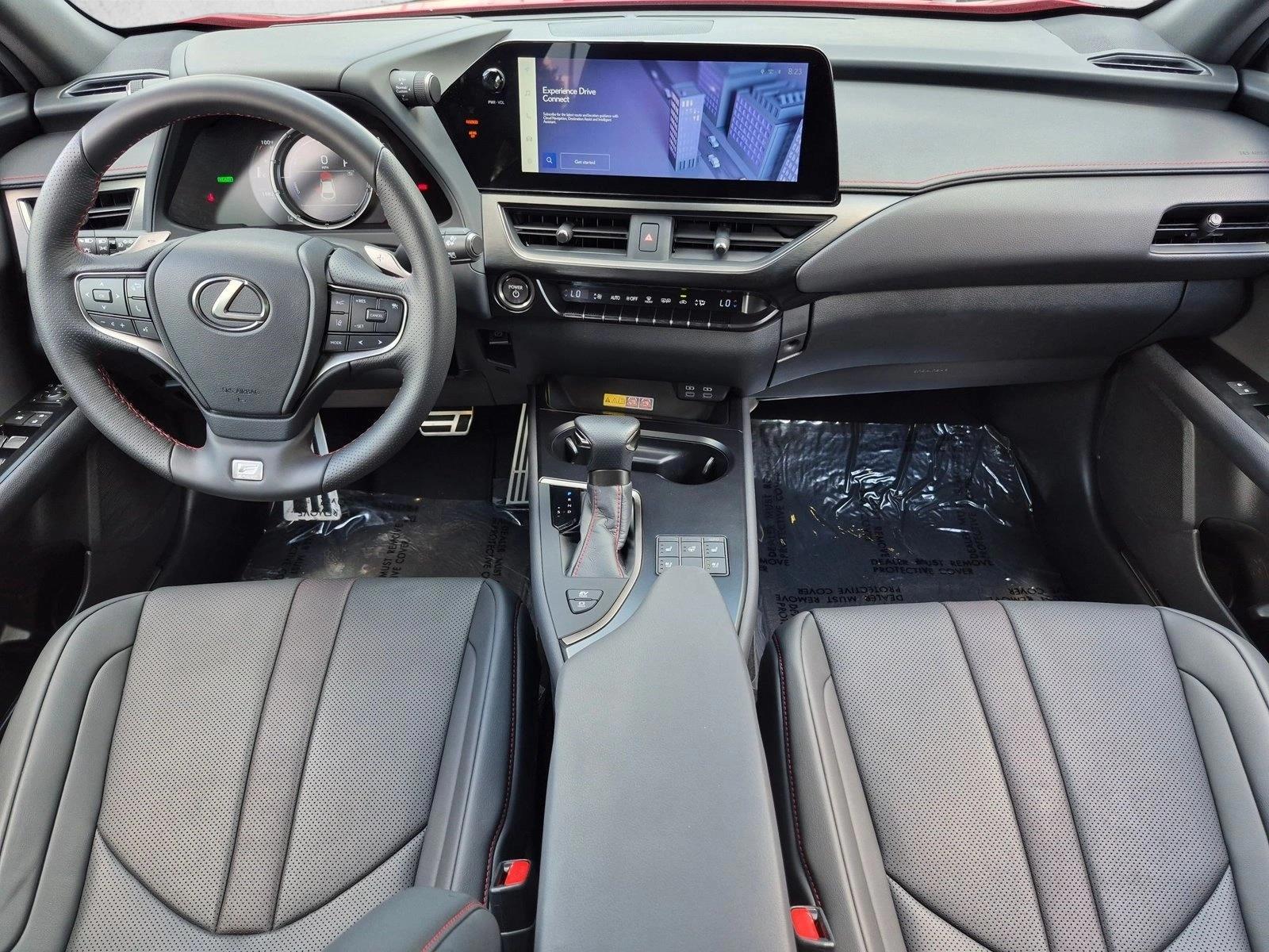 Thumbnail: 2024 Lexus UX - 3
