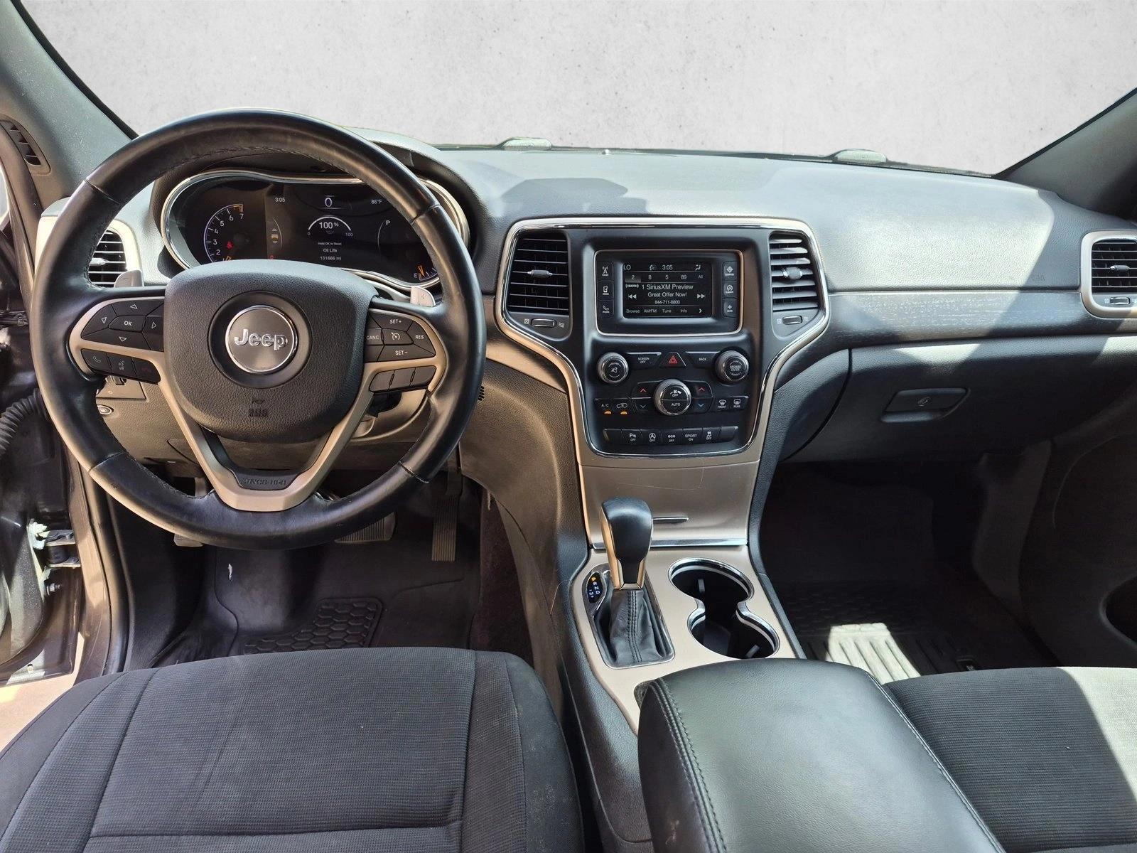 Thumbnail: 2017 Jeep Grand Cherokee - 3