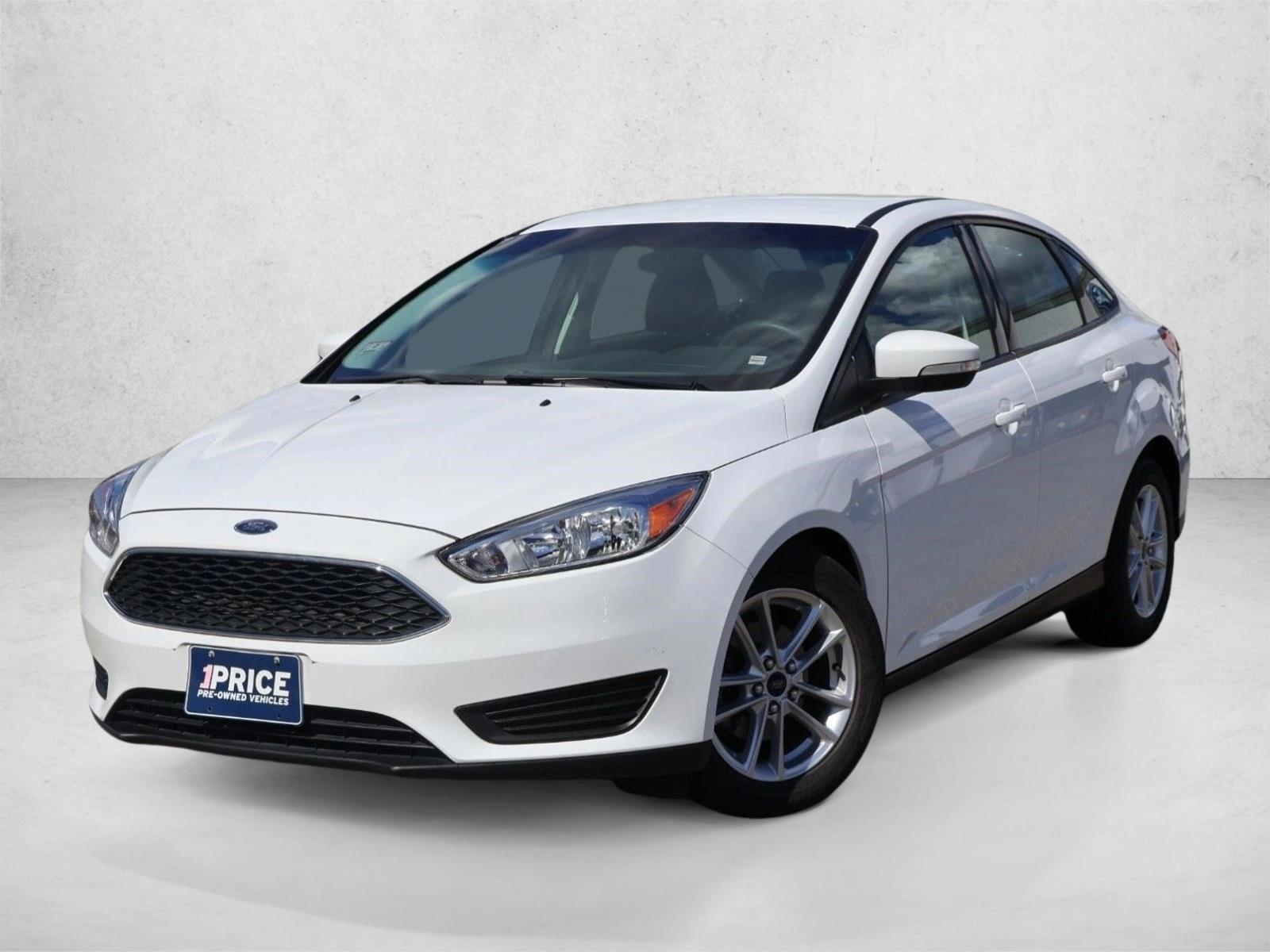 Thumbnail: 2015 Ford Focus - 1