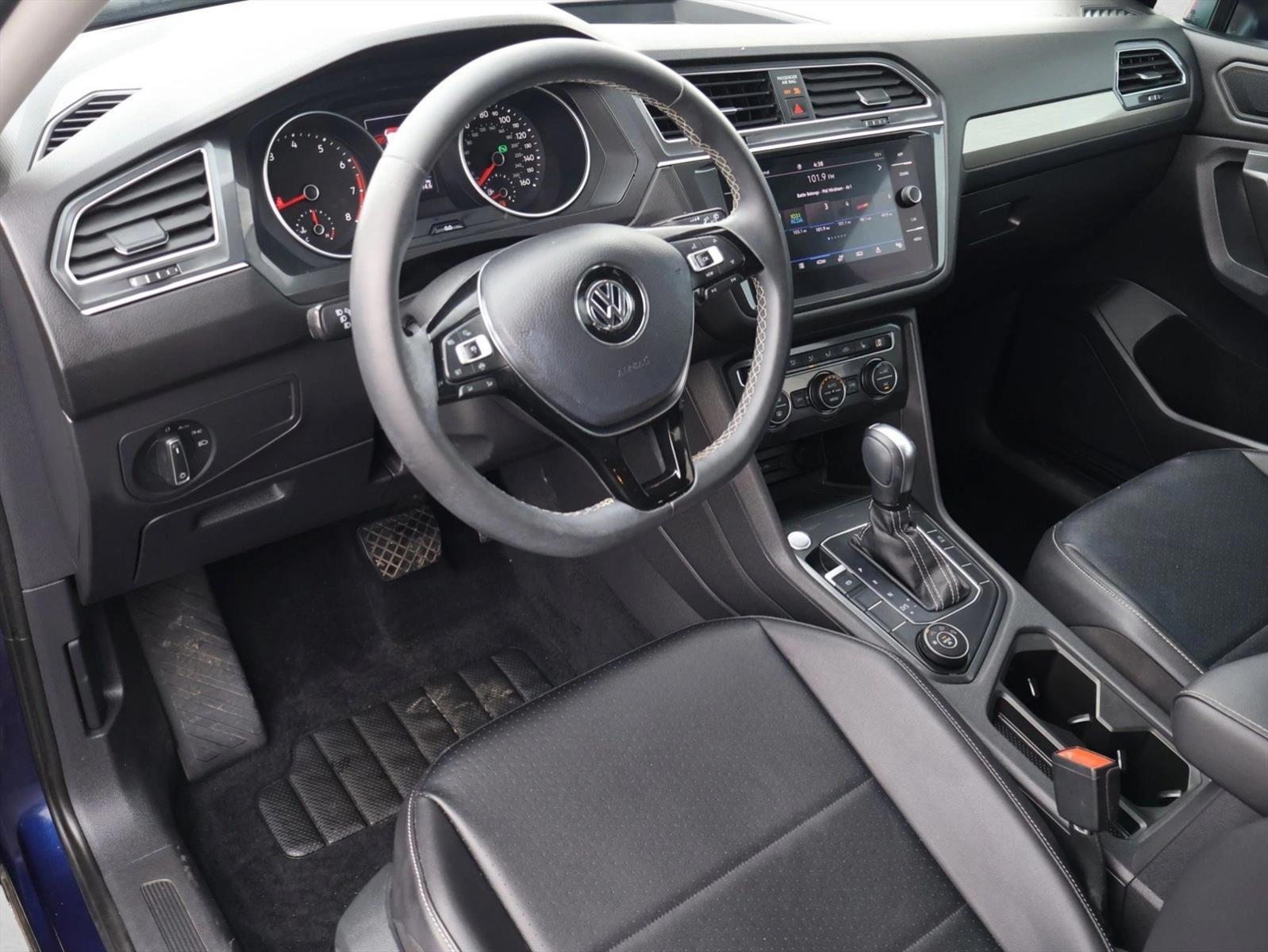 Thumbnail: 2021 Volkswagen Tiguan - 3