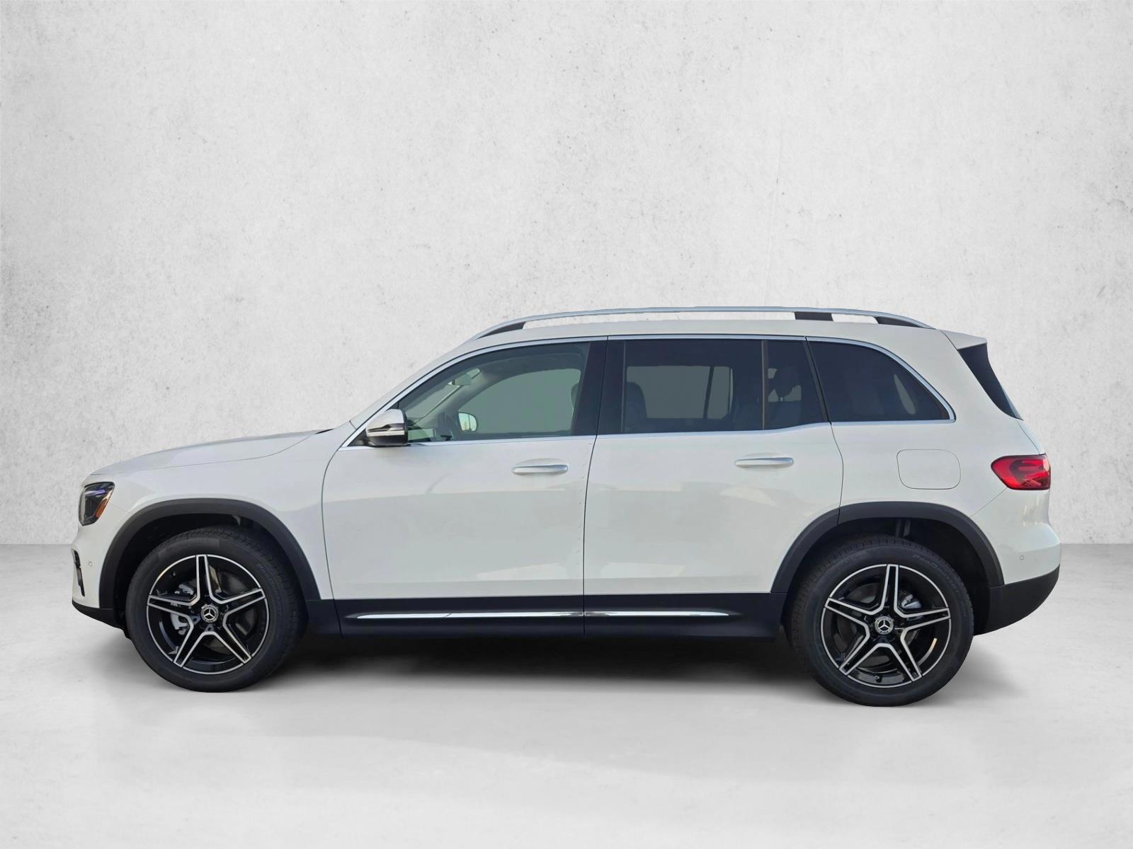 Thumbnail: 2026 Mercedes-Benz GLB - 2