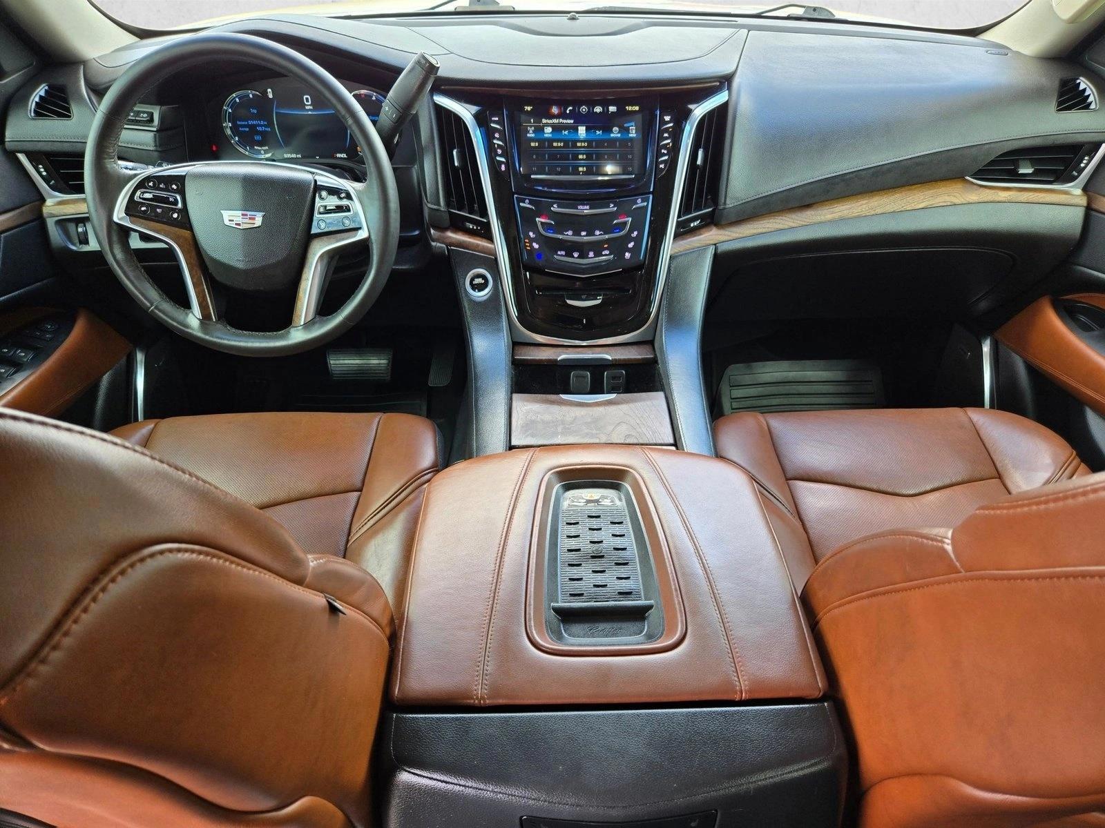 Thumbnail: 2017 Cadillac Escalade - 3