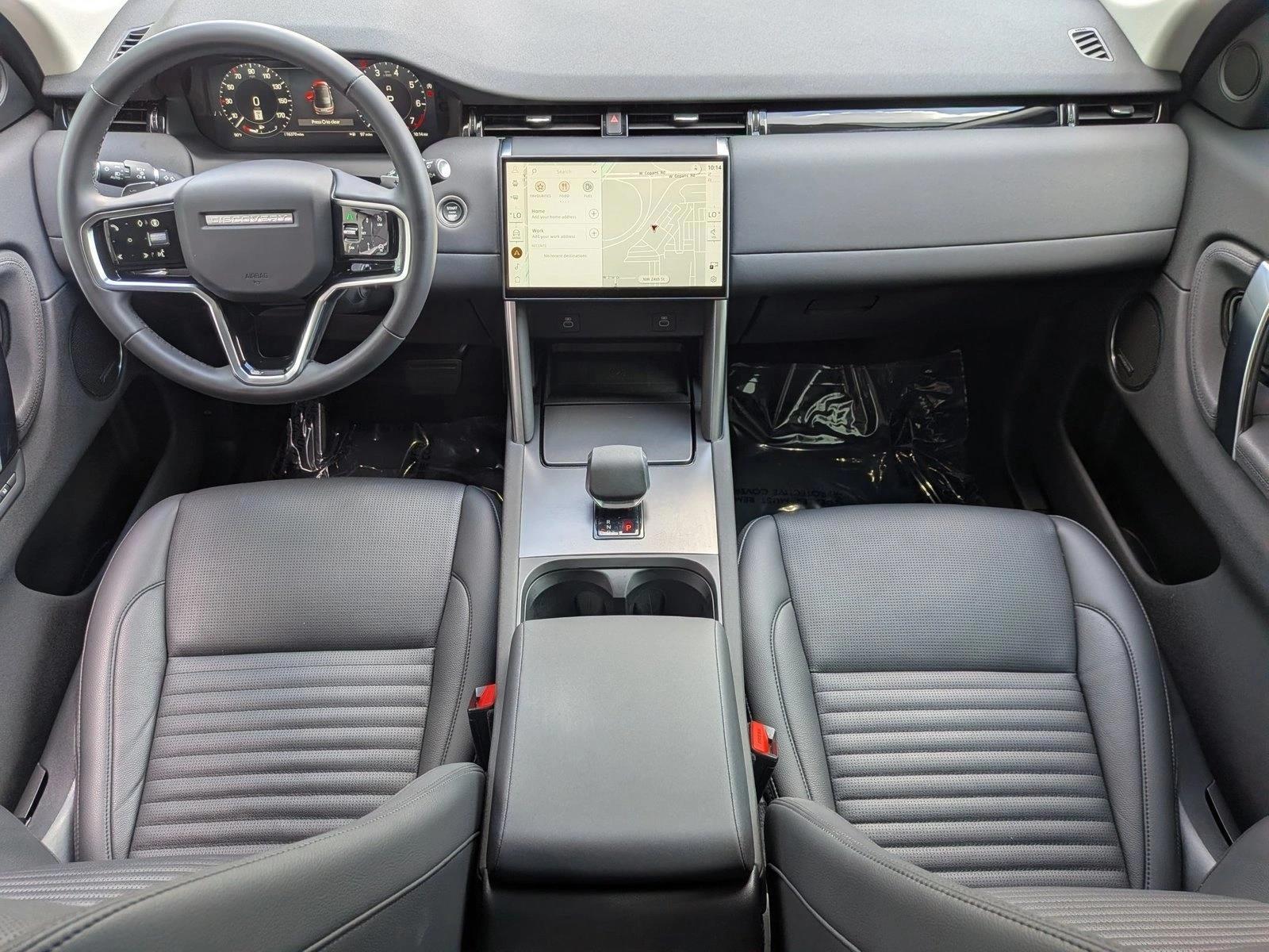 Thumbnail: 2025 Land Rover Discovery Sport - 4
