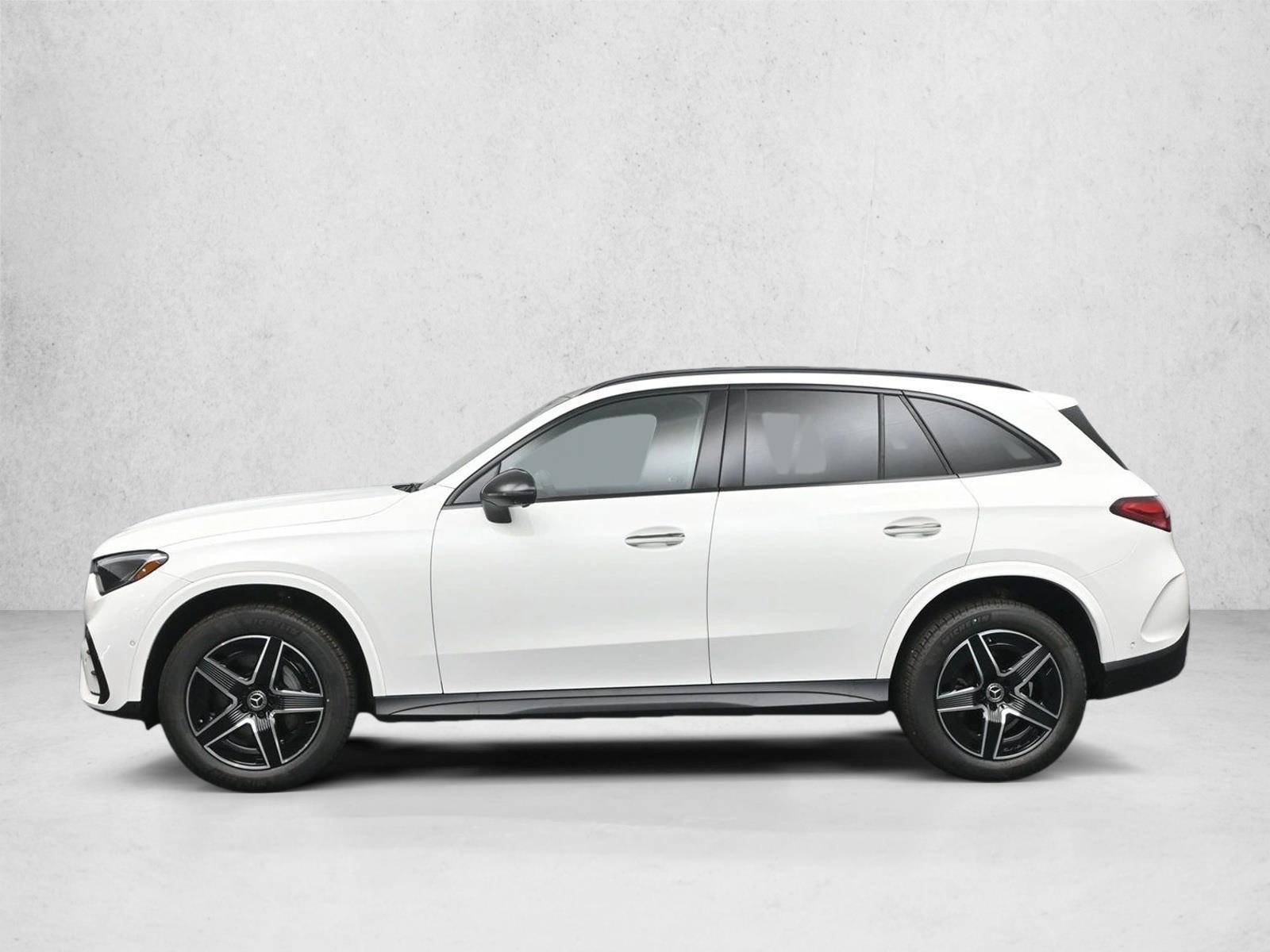 Thumbnail: 2027 Mercedes-Benz GLC - 2