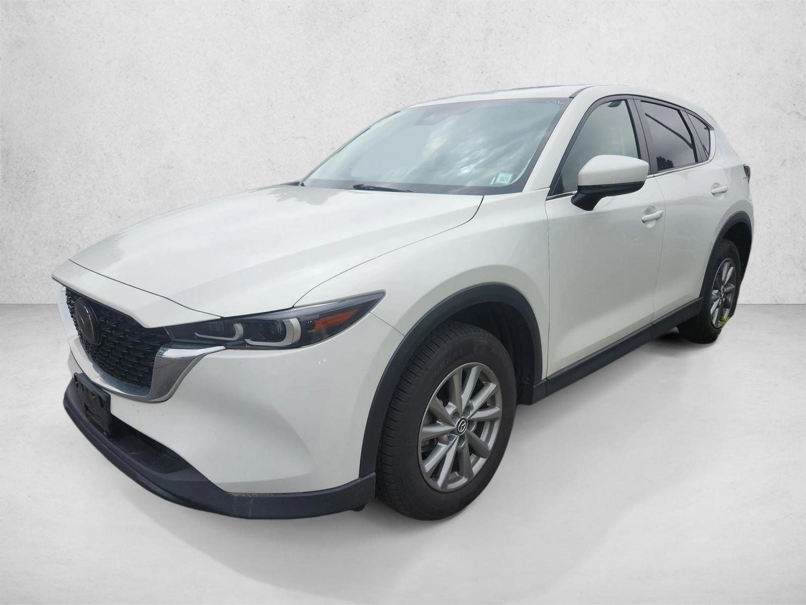 2023 Mazda CX-5 S Preferred package Auto AWD's photo