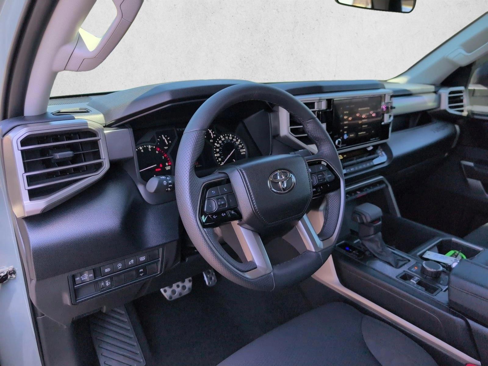 Thumbnail: 2024 Toyota Tundra - 2