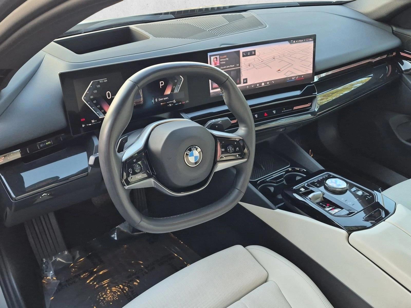 Thumbnail: 2024 BMW 5 Series - 3