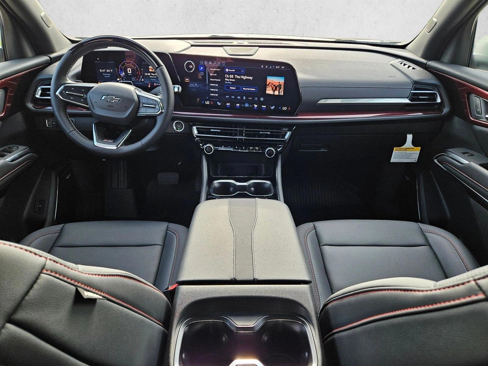 Thumbnail: 2026 Chevrolet Traverse - 4