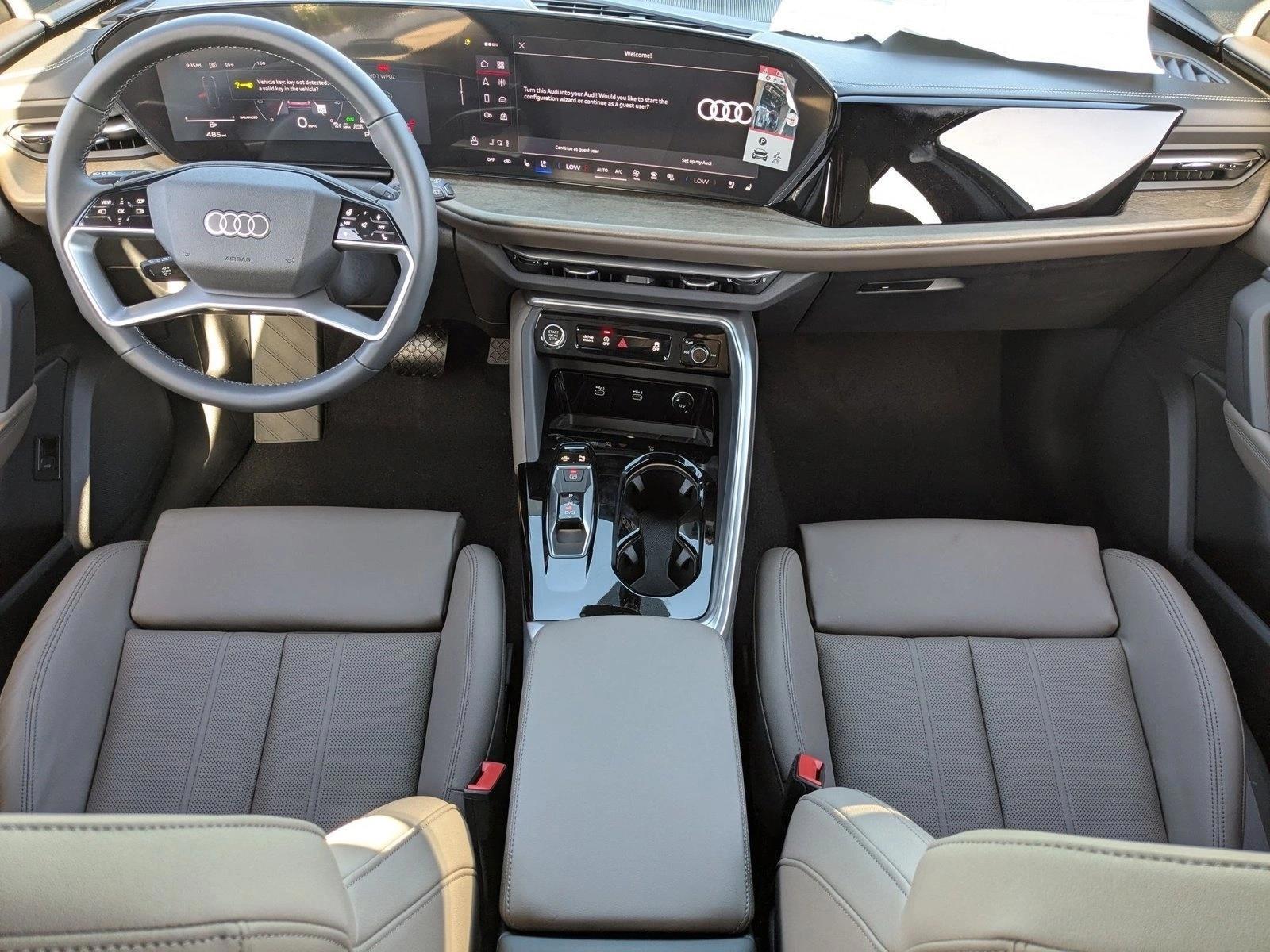 Thumbnail: 2025 Audi Q5 - 4