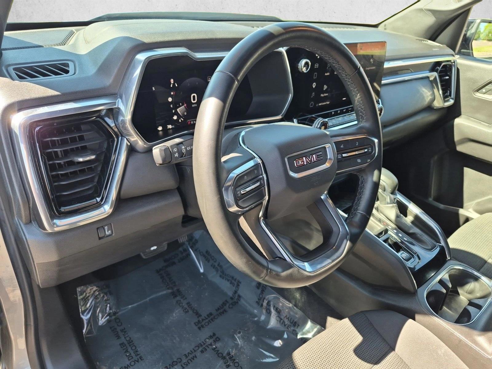 Thumbnail: 2023 GMC Canyon - 3