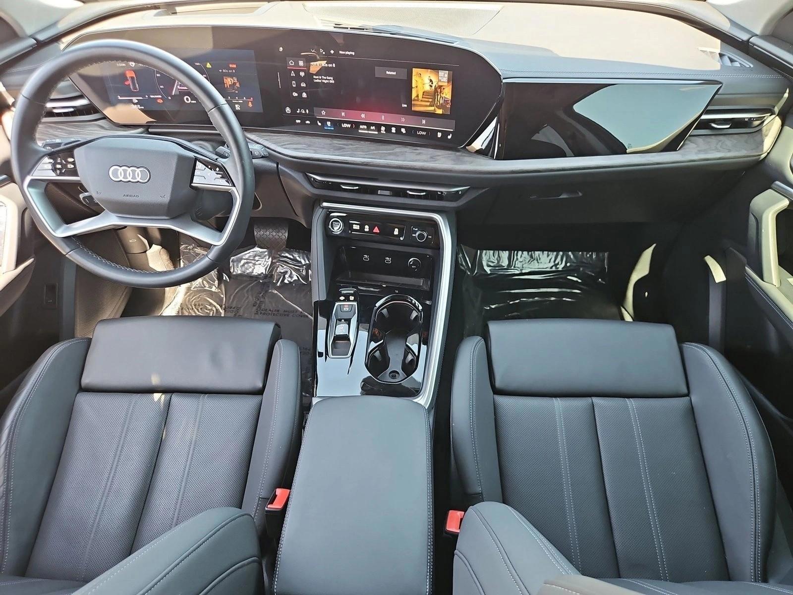 Thumbnail: 2025 Audi Q5 - 4