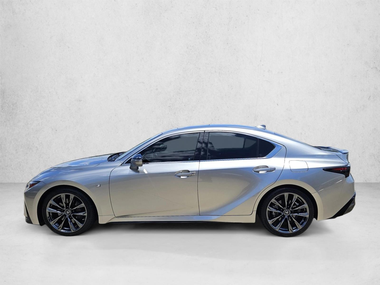 Thumbnail: 2022 Lexus IS - 2