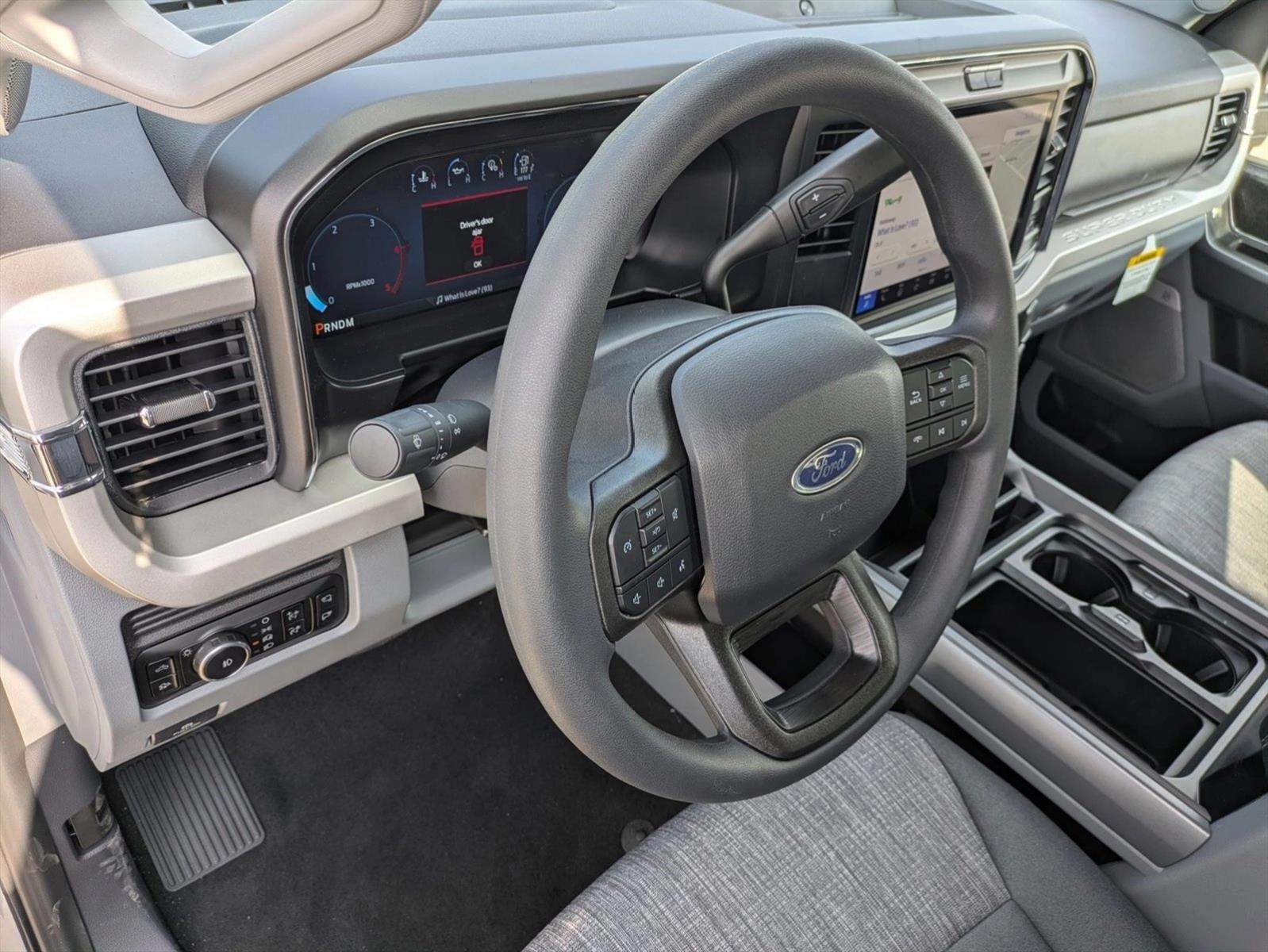 Thumbnail: 2026 Ford Econoline - 3