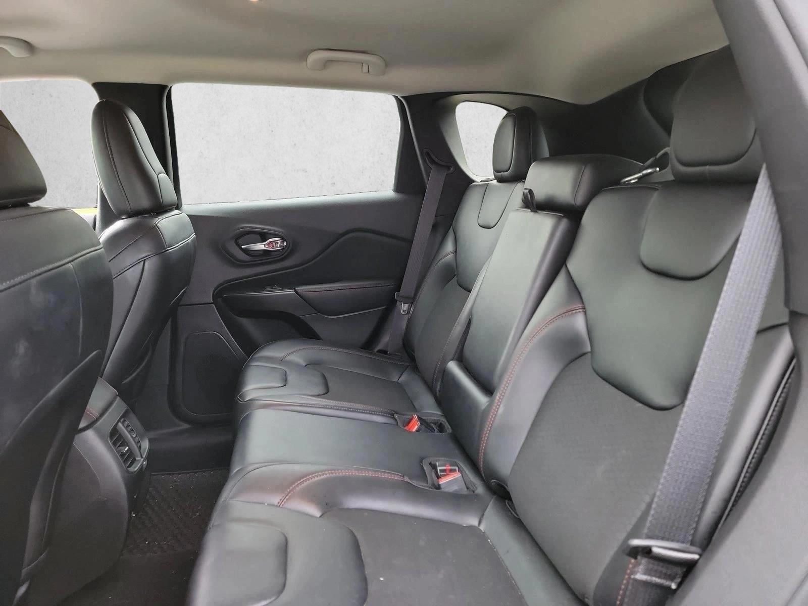2022 Jeep Cherokee Trailhawk - Photo 11
