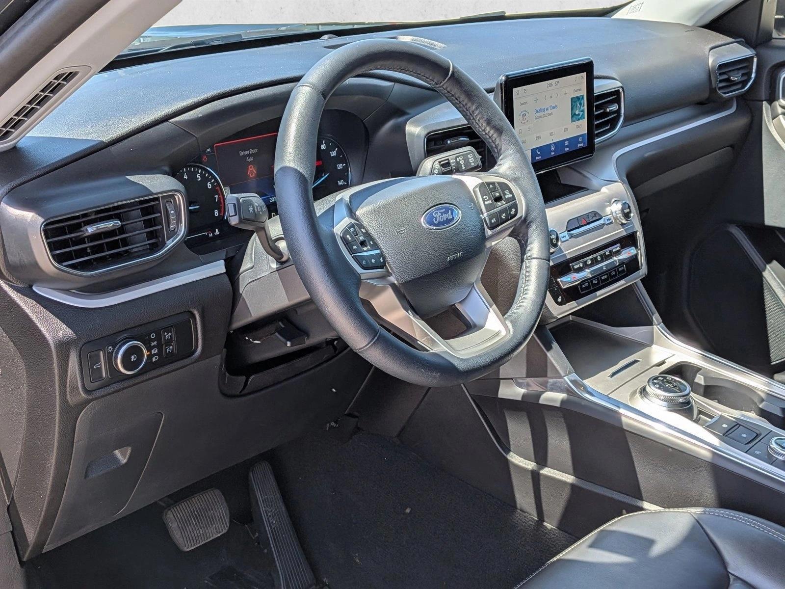 Thumbnail: 2023 Ford Explorer - 3
