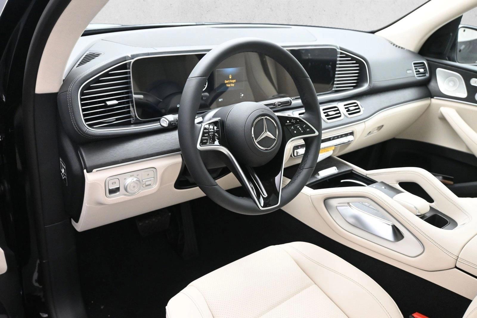 Thumbnail: 2026 Mercedes-Benz GLE - 3