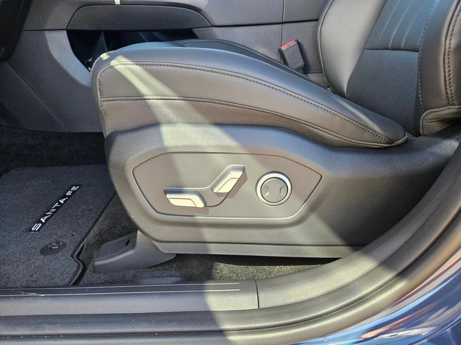 Thumbnail: 2026 Hyundai Santa Fe - 4