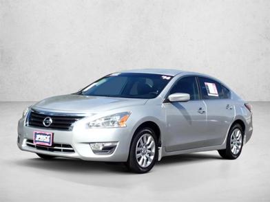 2014 Nissan Altima S -
                  Littleton, CO