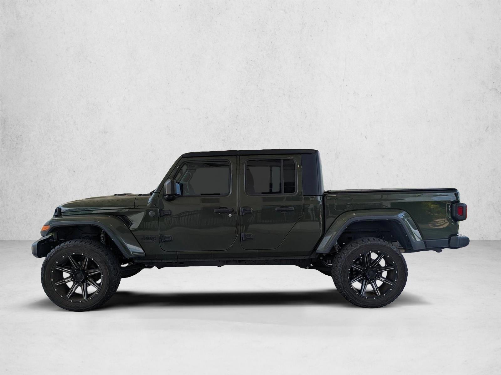 Thumbnail: 2022 Jeep Gladiator - 2