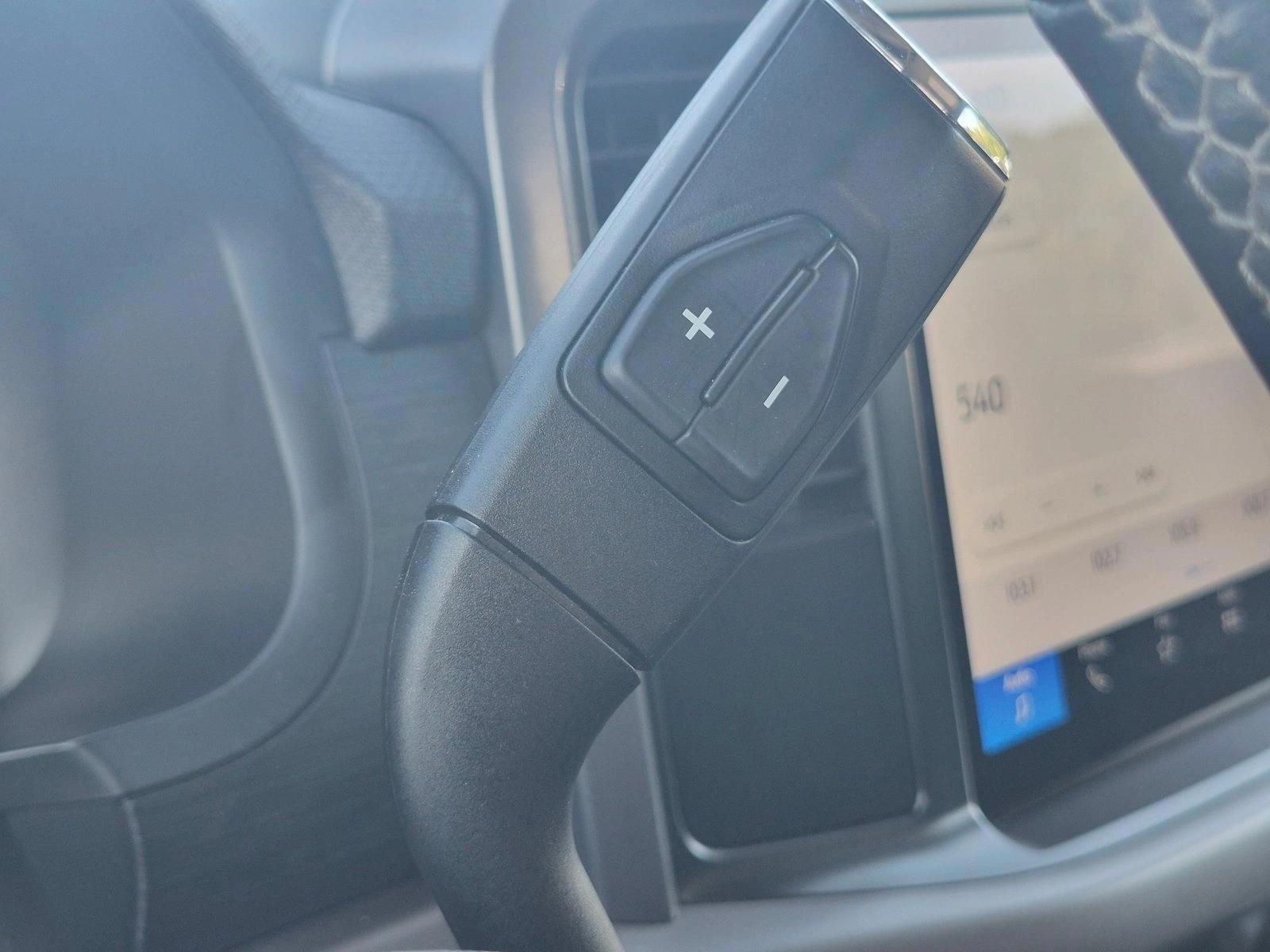 2025 Ford F-150 XLT - Photo 12