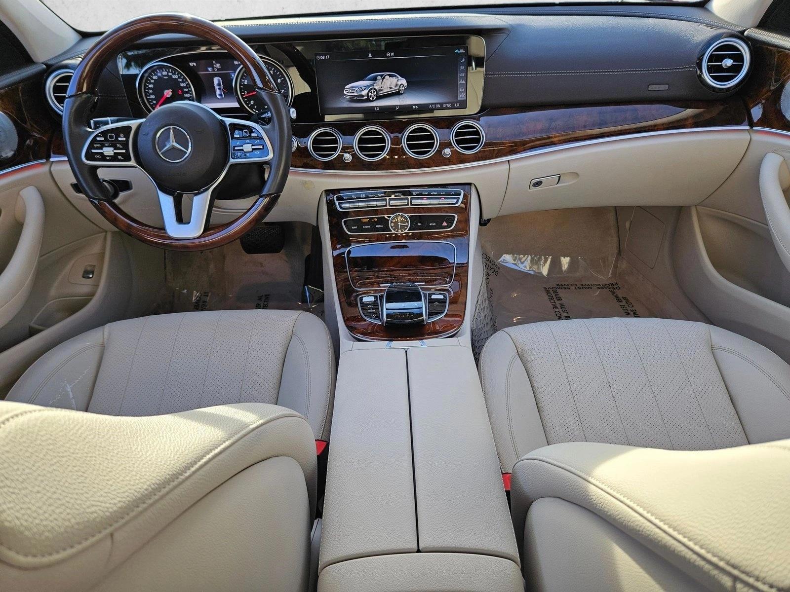 Thumbnail: 2019 Mercedes-Benz E-Class - 4