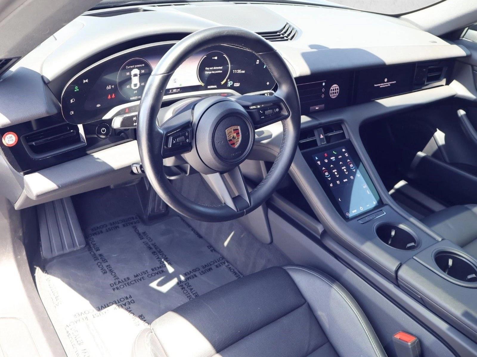 Thumbnail: 2023 Porsche Taycan - 3