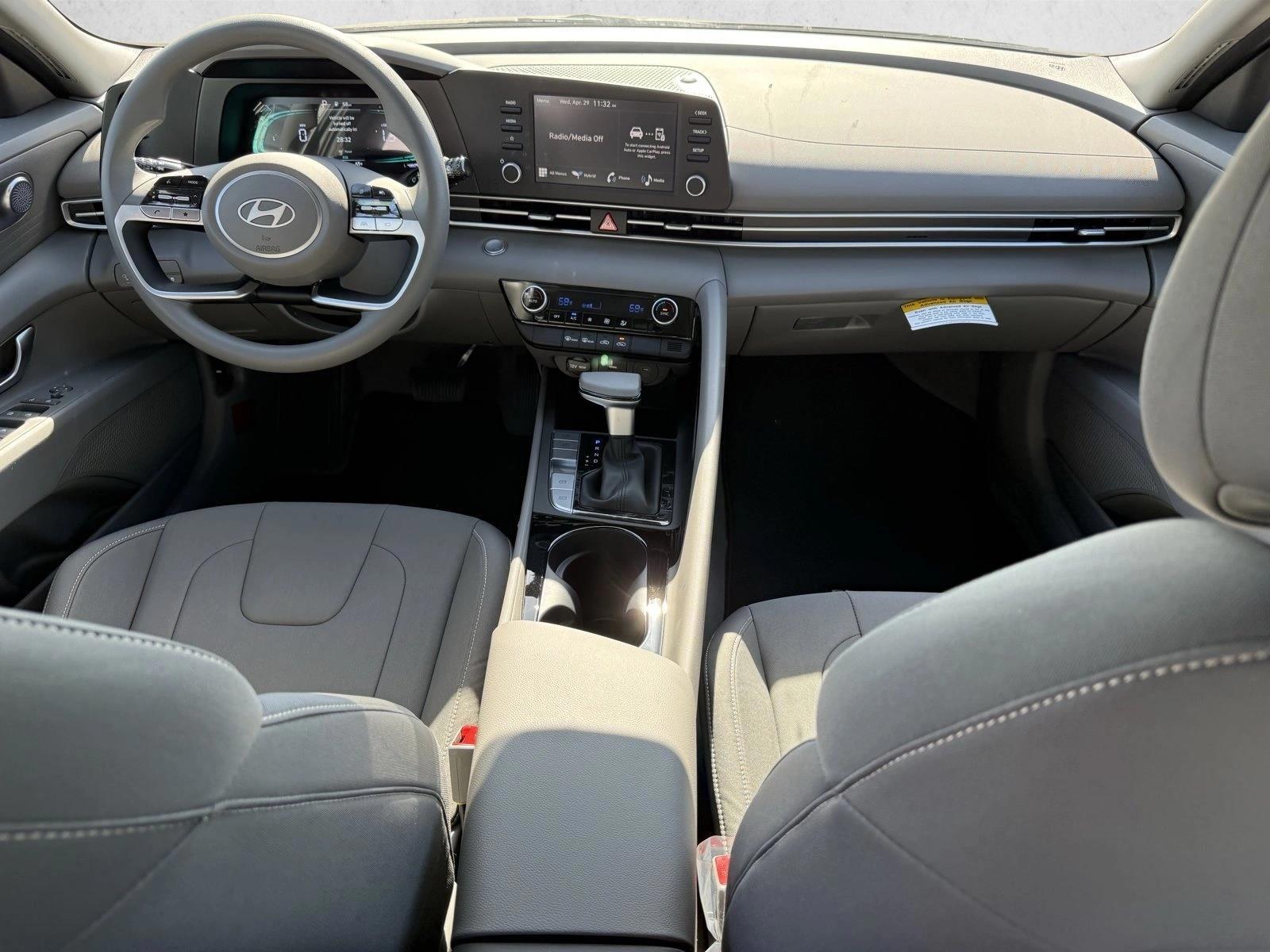 Thumbnail: 2026 Hyundai Elantra - 3