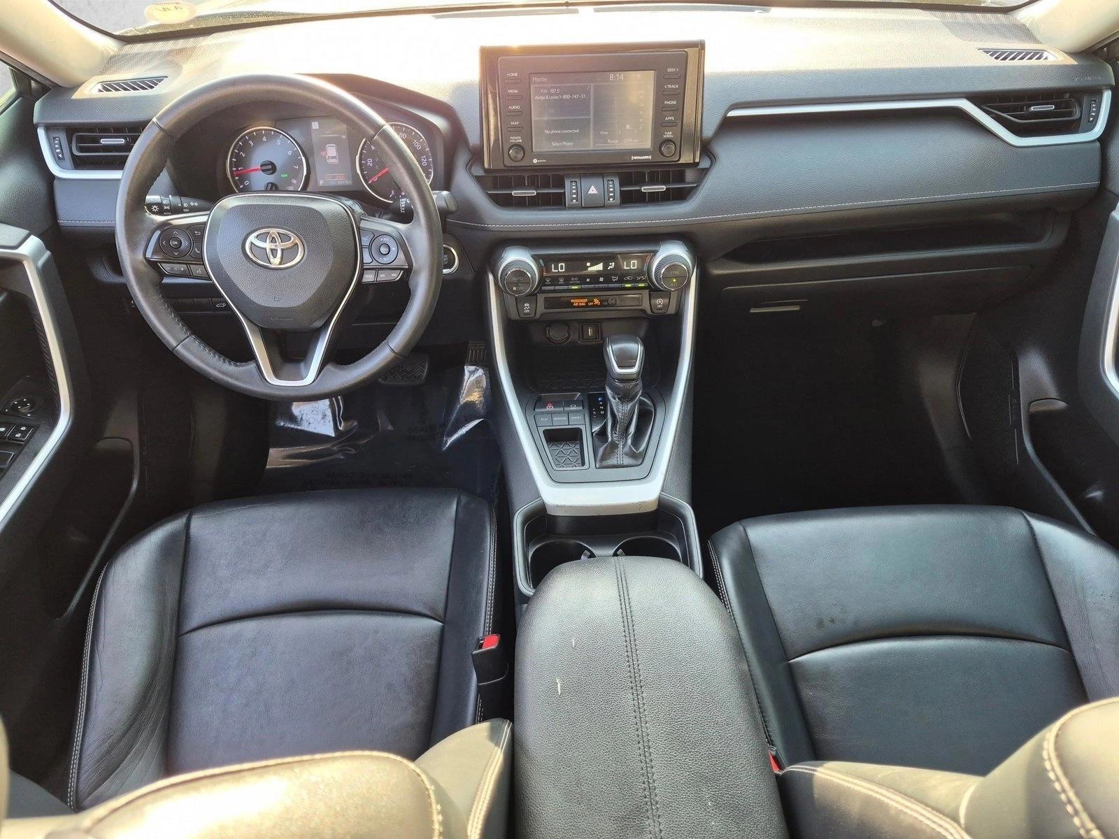 Thumbnail: 2020 Toyota RAV4 - 3