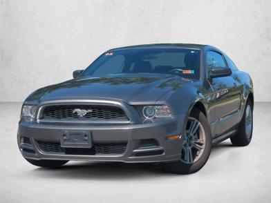 2014 Ford Mustang V6 -
                  Sterling, VA