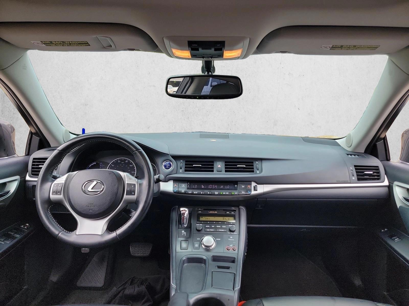 Thumbnail: 2013 Lexus CT - 3