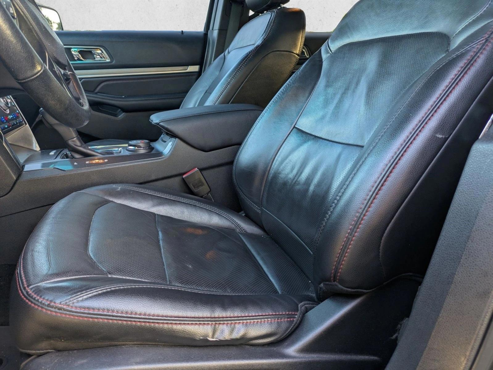 Thumbnail: 2017 Ford Explorer - 3