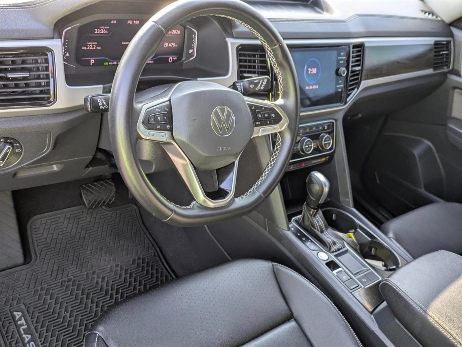 Thumbnail: 2023 Volkswagen Atlas - 3