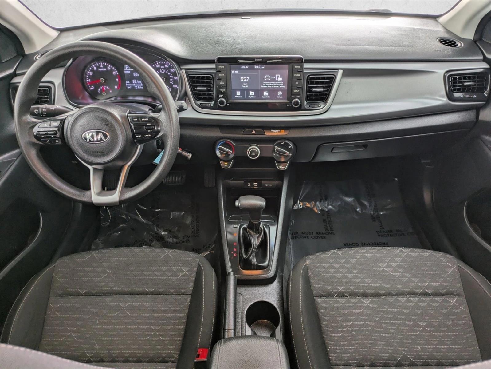 Thumbnail: 2019 Kia Rio - 3