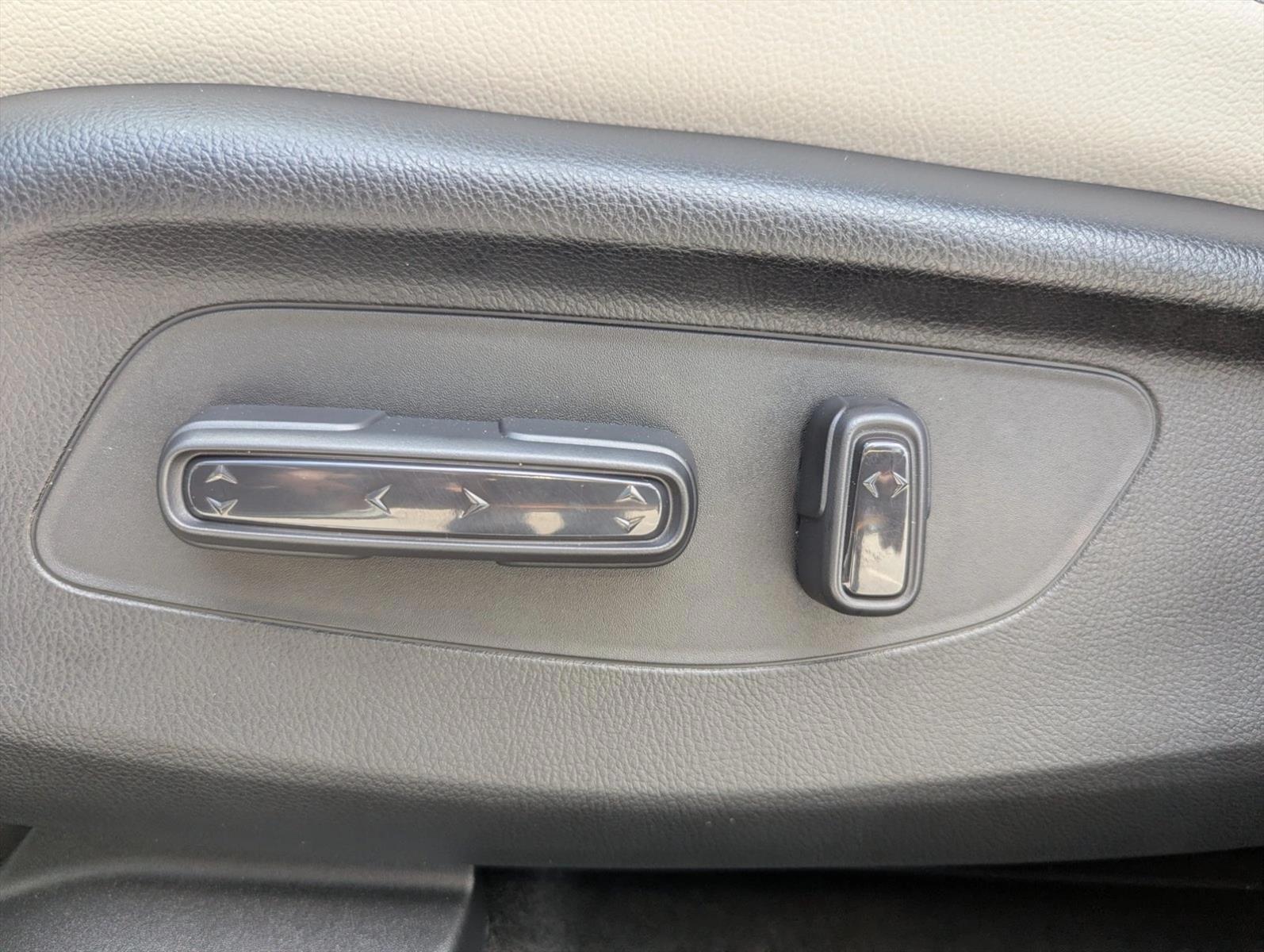 Thumbnail: 2027 Honda HR-V - 4