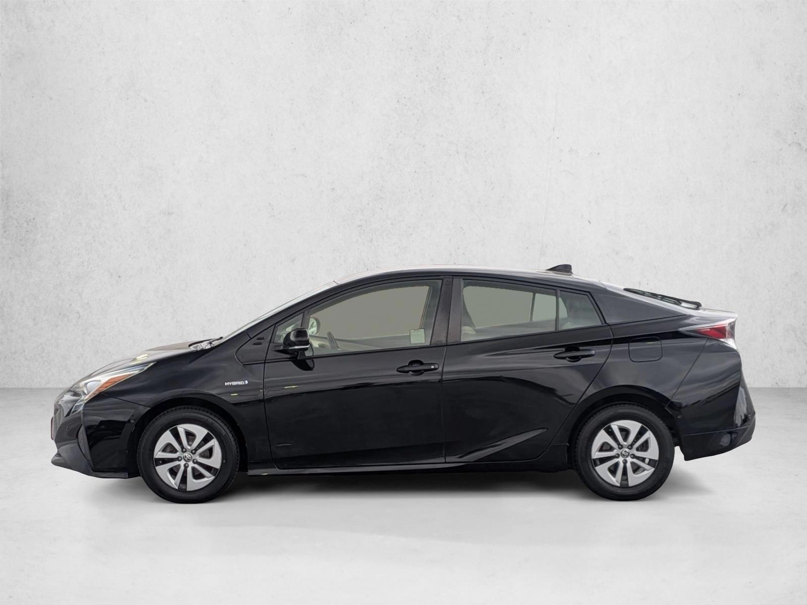 Thumbnail: 2017 Toyota Prius - 2