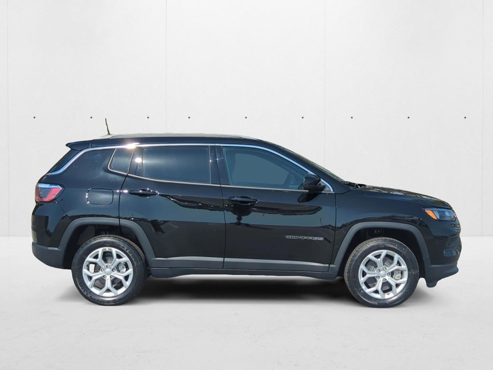 2024 Jeep Compass Latitude - Photo 8