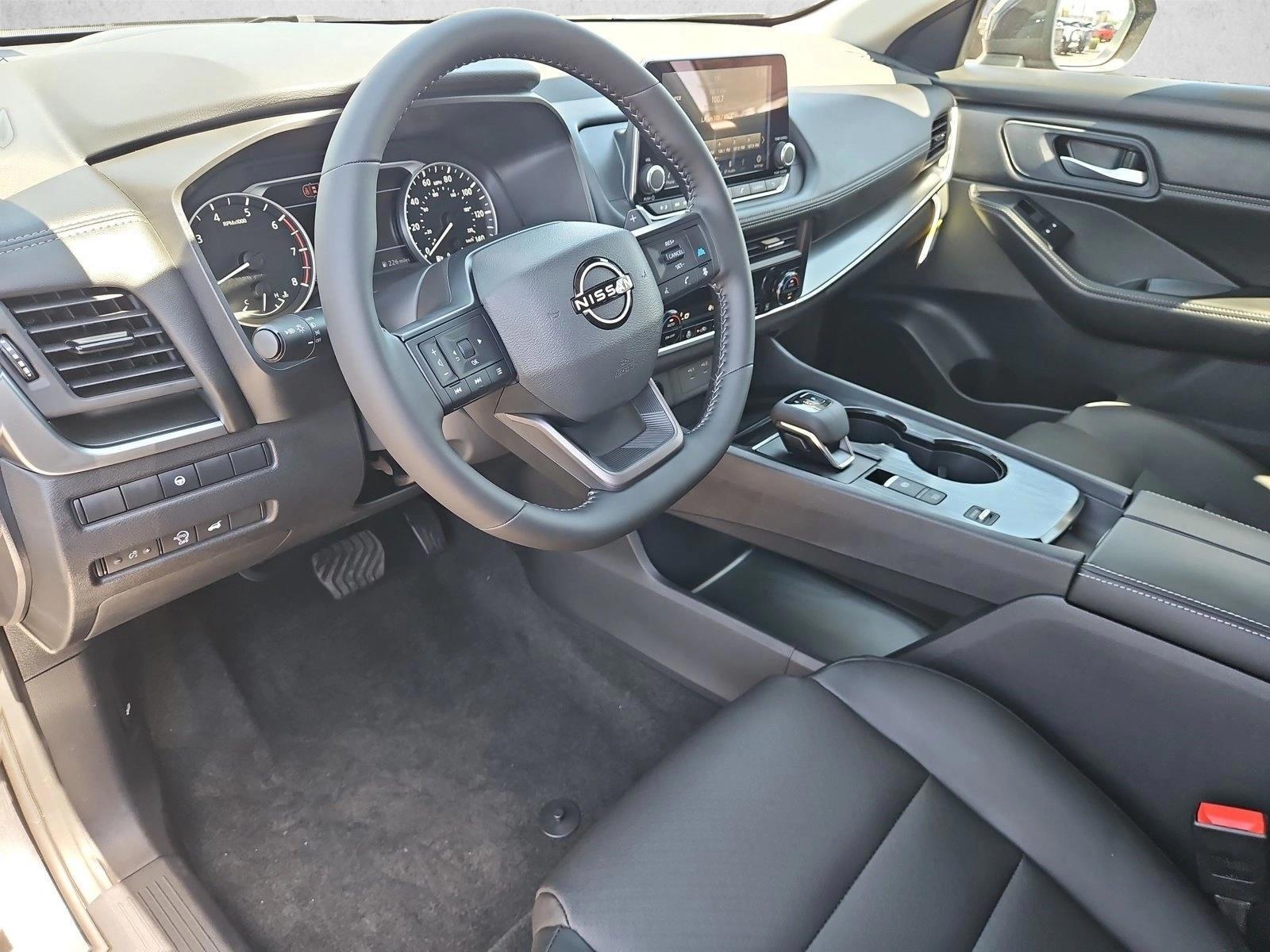 Thumbnail: 2026 Nissan Rogue - 3