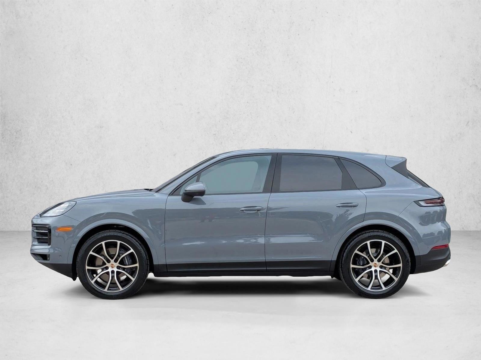 Thumbnail: 2026 Porsche Cayenne - 2