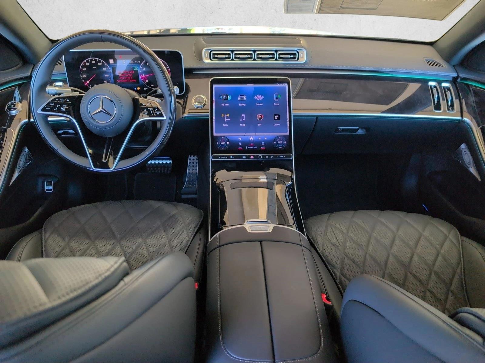 Thumbnail: 2025 Mercedes-Benz S-Class - 4