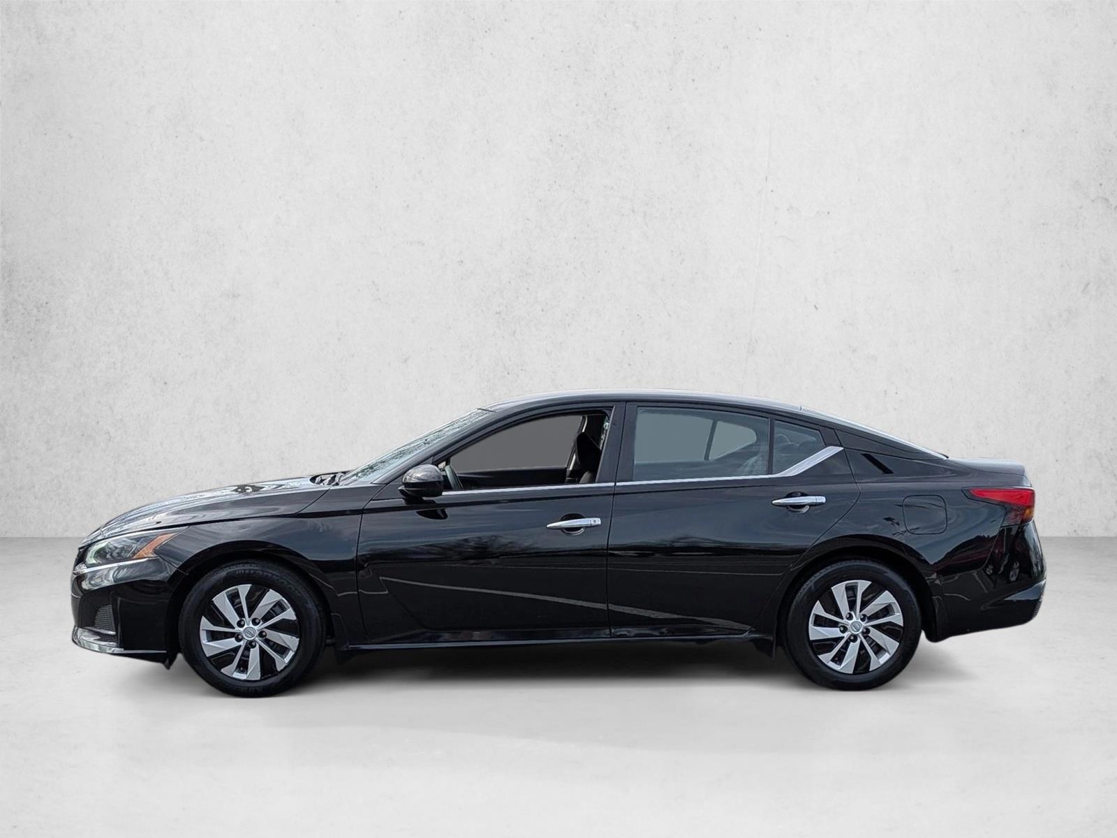 Thumbnail: 2023 Nissan Altima - 2
