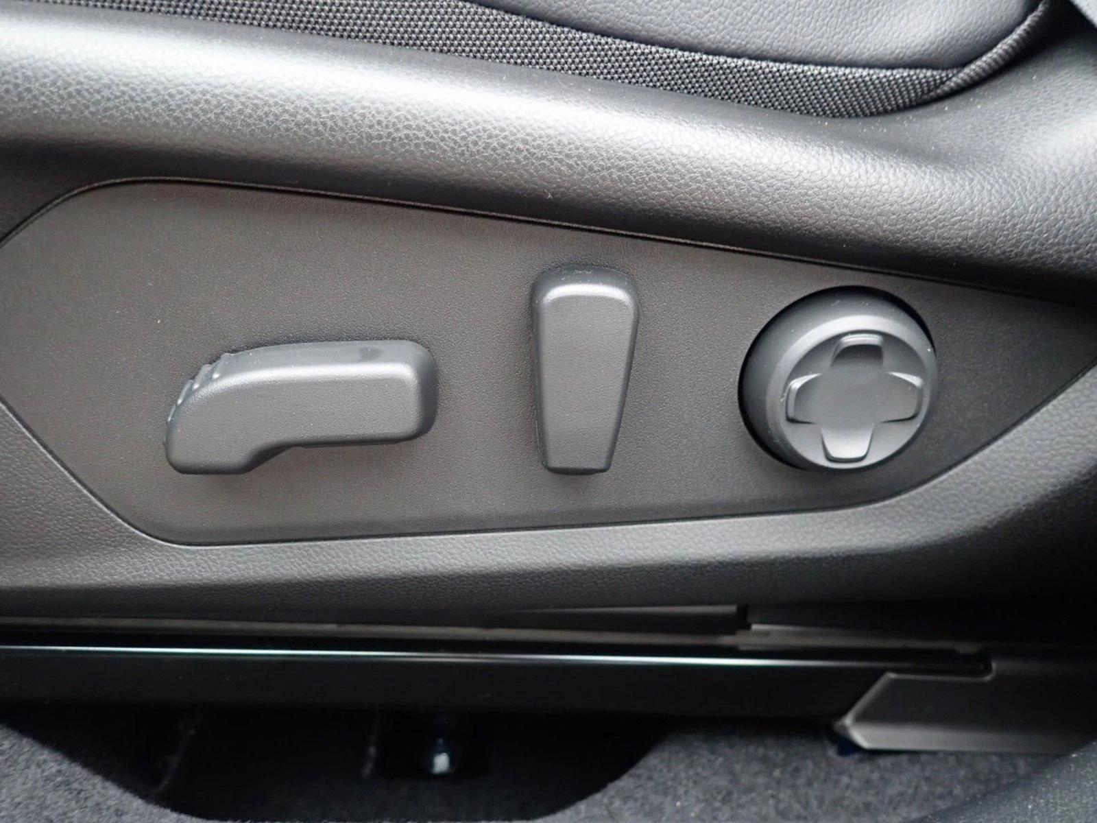 Thumbnail: 2026 Subaru Outback - 3
