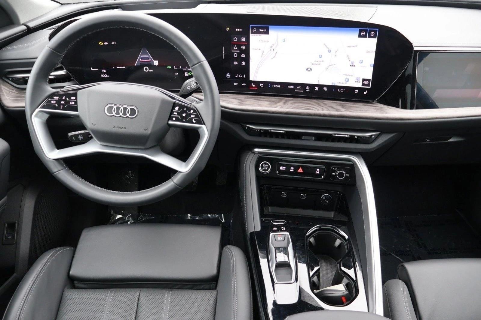 Thumbnail: 2025 Audi Q5 - 3