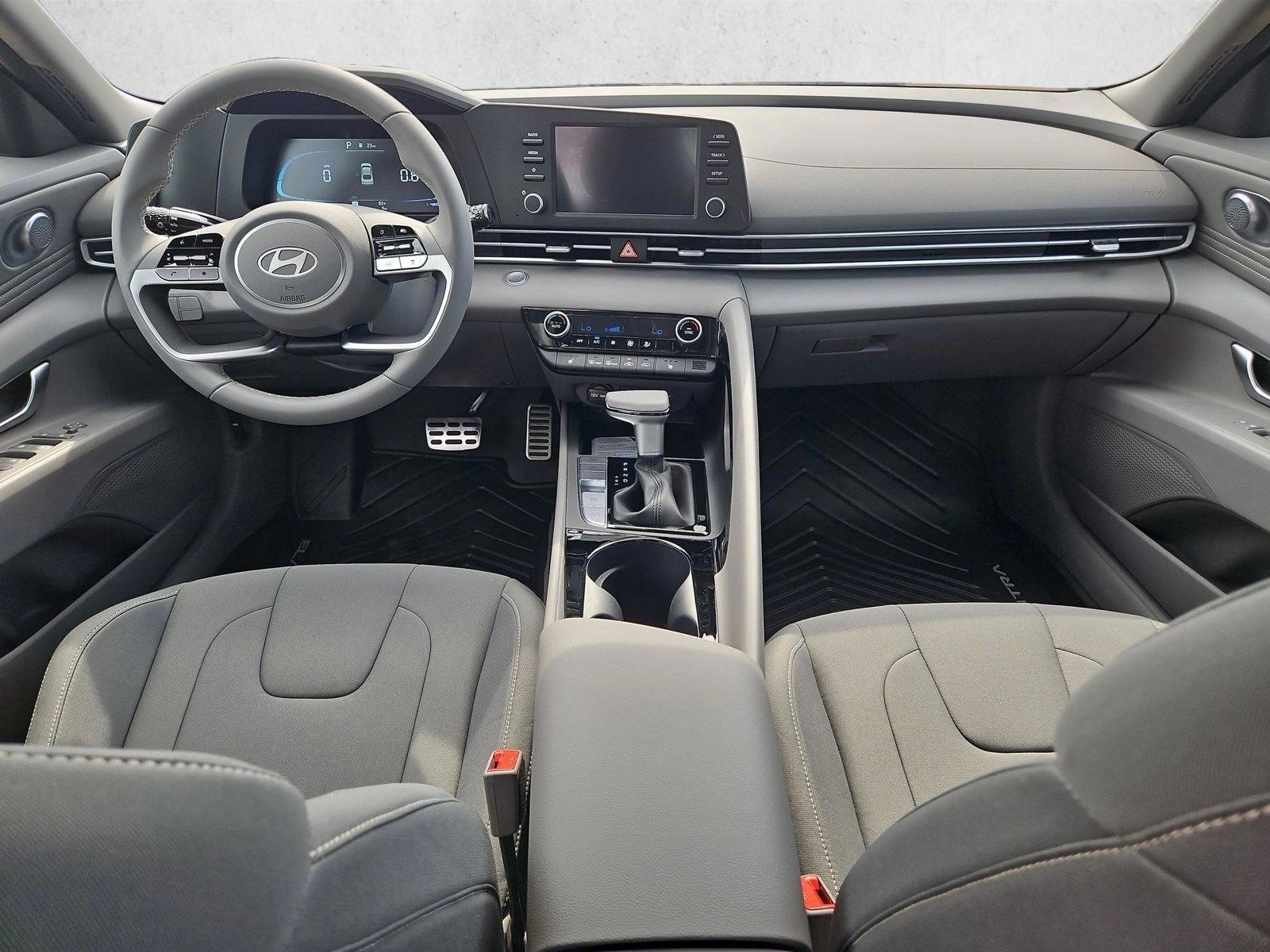 Thumbnail: 2026 Hyundai Elantra - 3