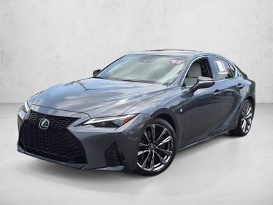 2022 Lexus IS